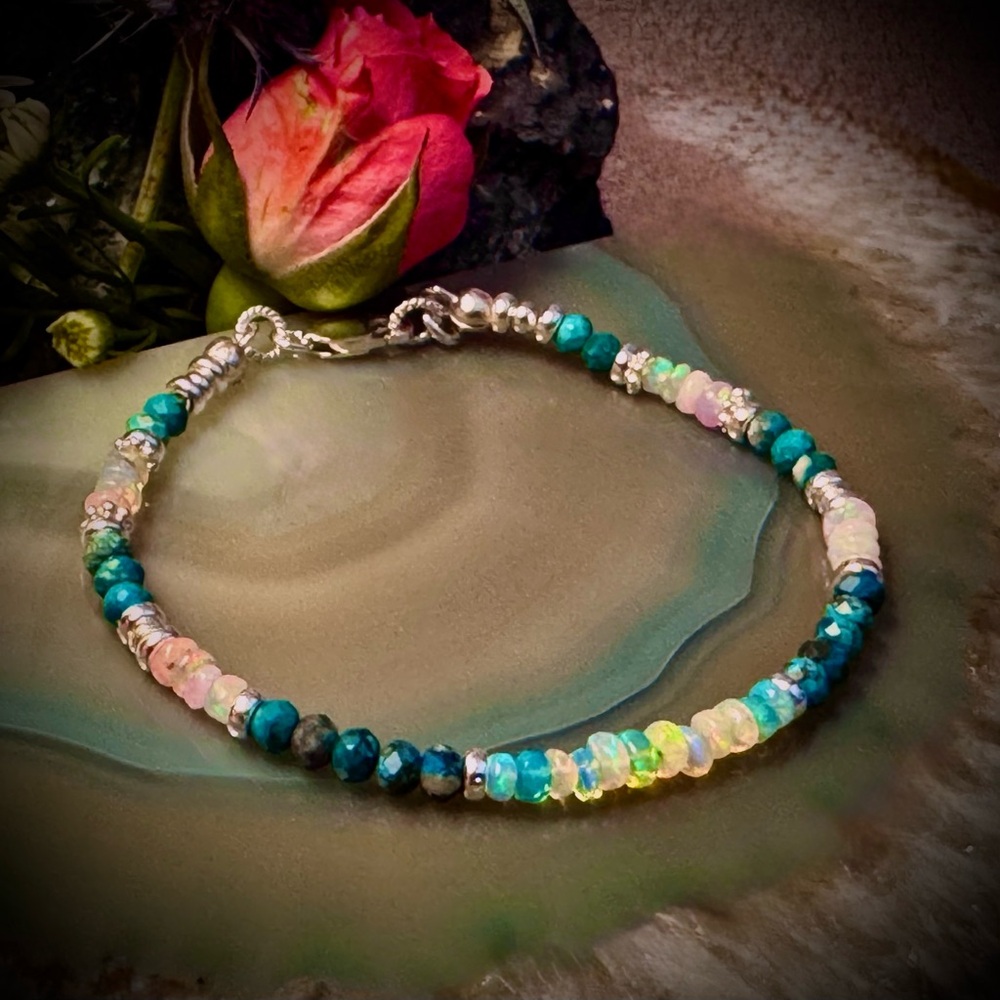 ❀𝐋𝐚𝐬𝐭 𝐎𝐧𝐞❀ African Turquoise Ethiopian Opal Bracelet in Sterling Silver